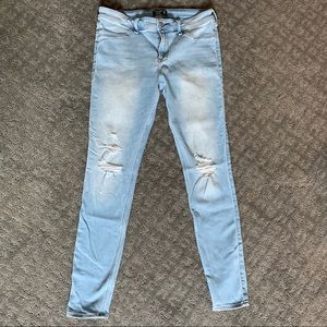 Abercrombie and Fitch Midrise Jean Legging